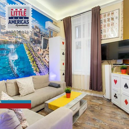 Little Americas Main Street Apartments Budapest Bagian luar foto