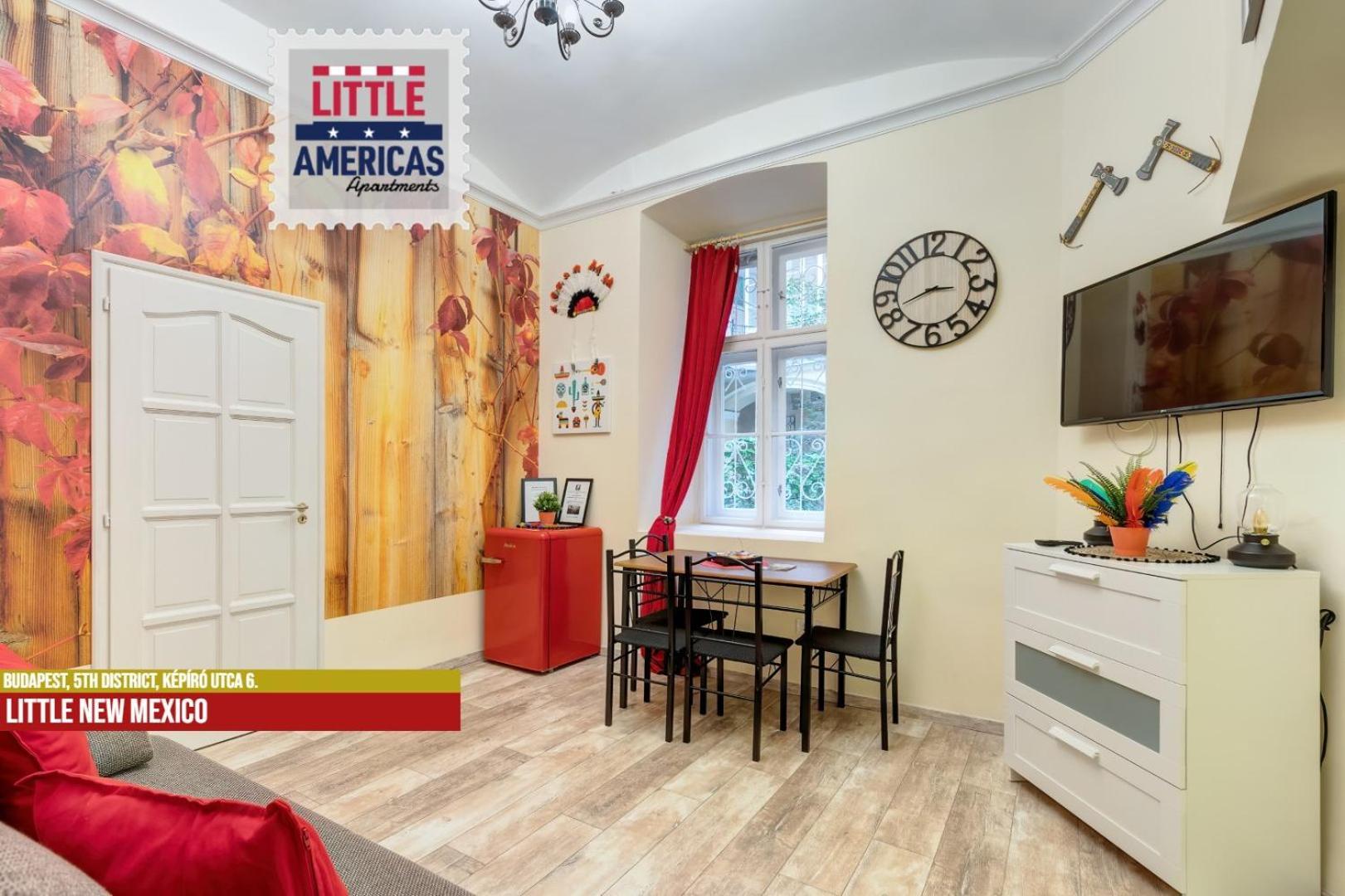 Little Americas Main Street Apartments Budapest Bagian luar foto