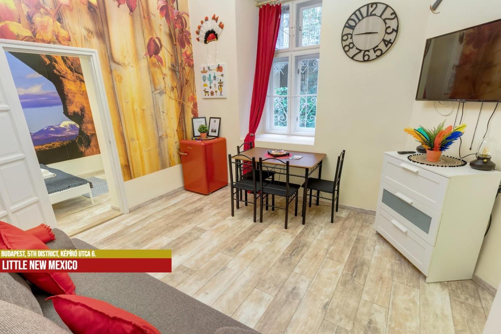 Little Americas Main Street Apartments Budapest Bagian luar foto